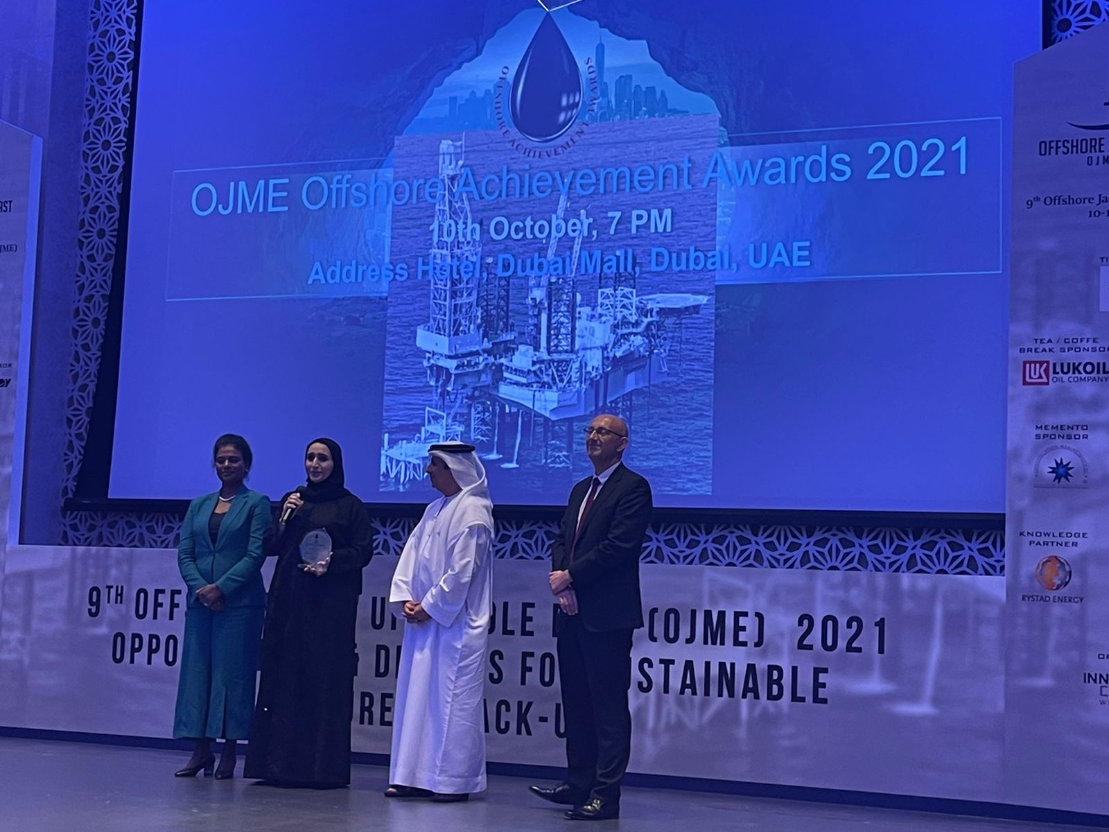 H.E Eng.Hessa AlMalek awarded with “Personality of the Year” at OJME 2021