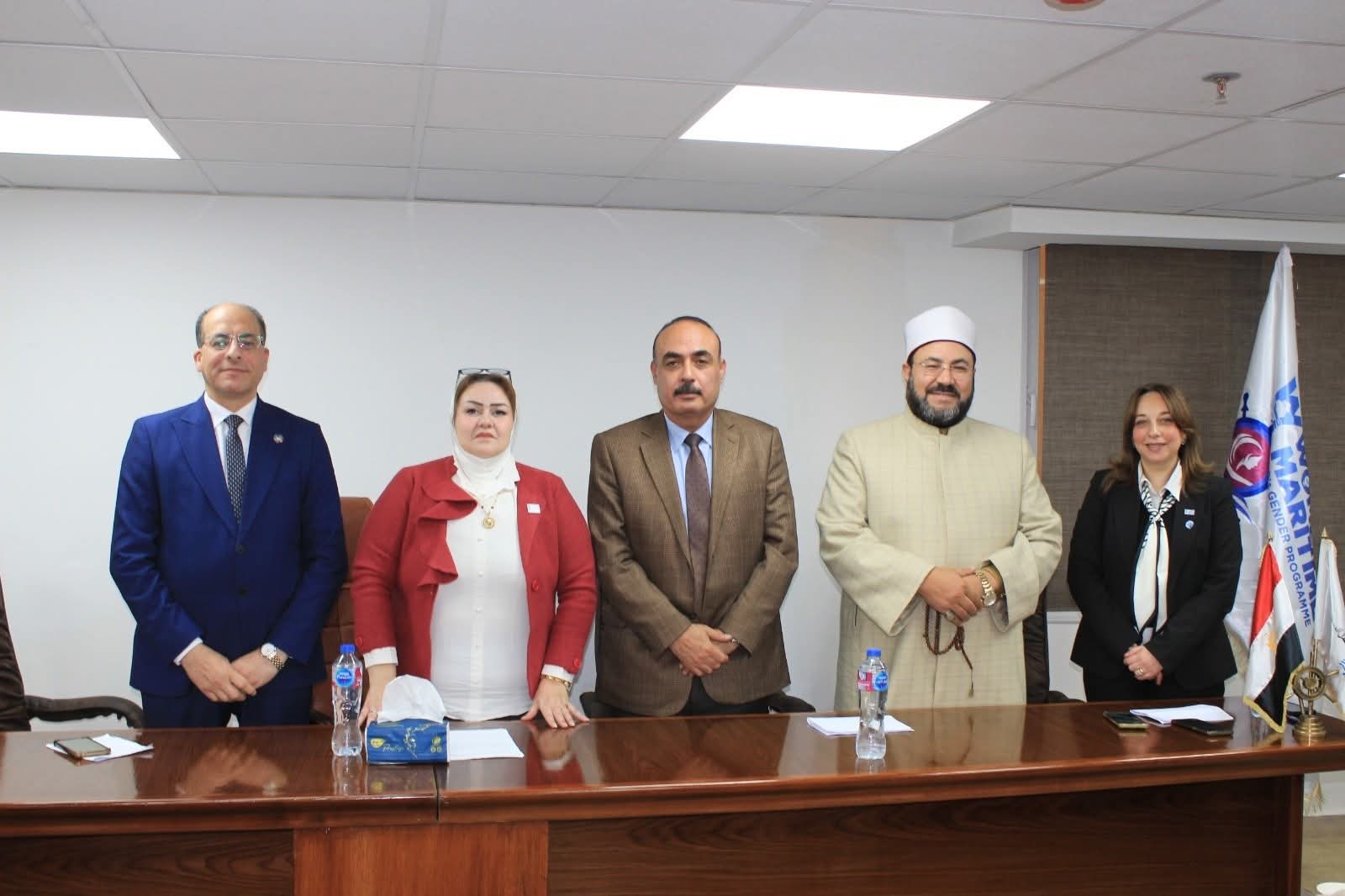 برنامج تأهيل الكوادر النسائية بقطاع النقل البحرى المصرى 